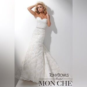 NWT Tony Bowls Wedding Dress. Size 14.